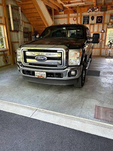 Used 2011 Ford Super Duty F-250 SRW Lariat