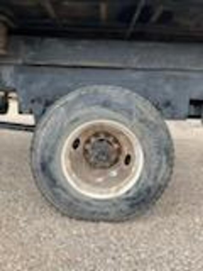 Used 2000 Freightliner FL80