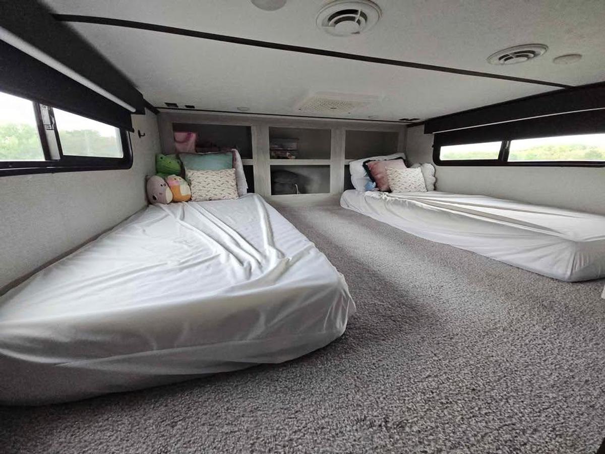 Used 2022 Keystone Montana High Country 377FL