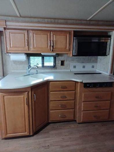 Used 2007 Winnebago Journey