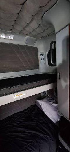 Used 2008 Freightliner Century Signature Series