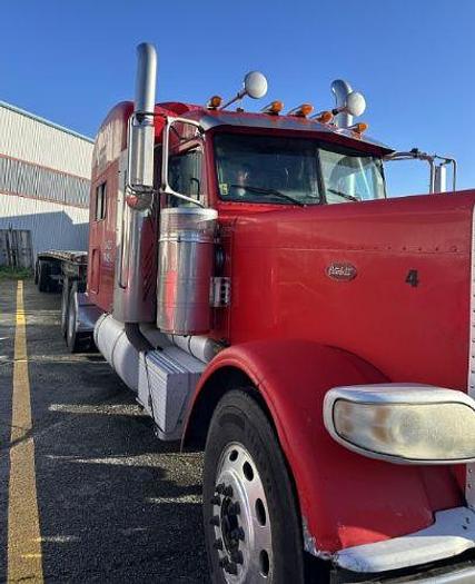 Used 2009 Peterbilt 389