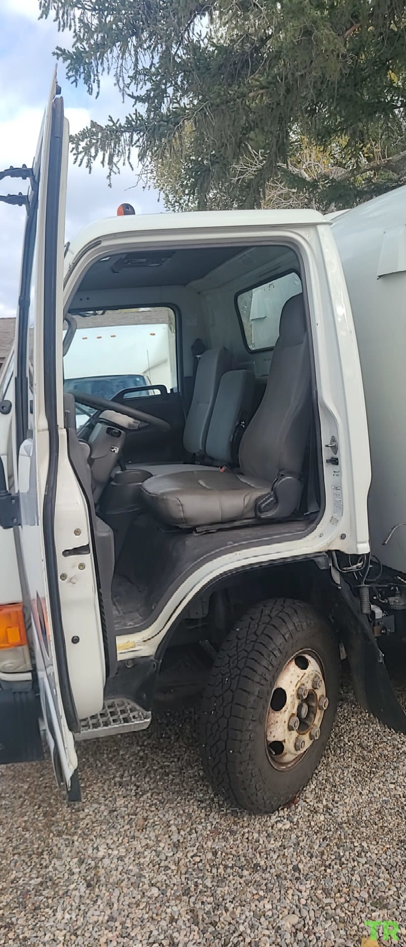 Used 2003 Isuzu NPR