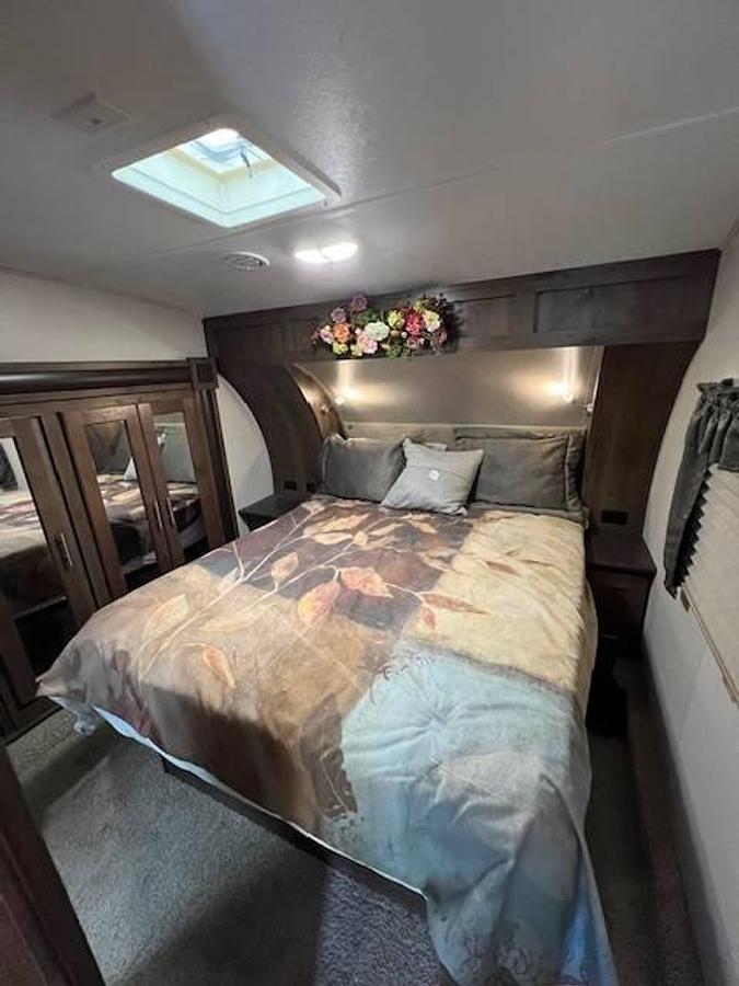 Used 2020 Forest River Wildcat Maxx 262RGX Fifth Wheel