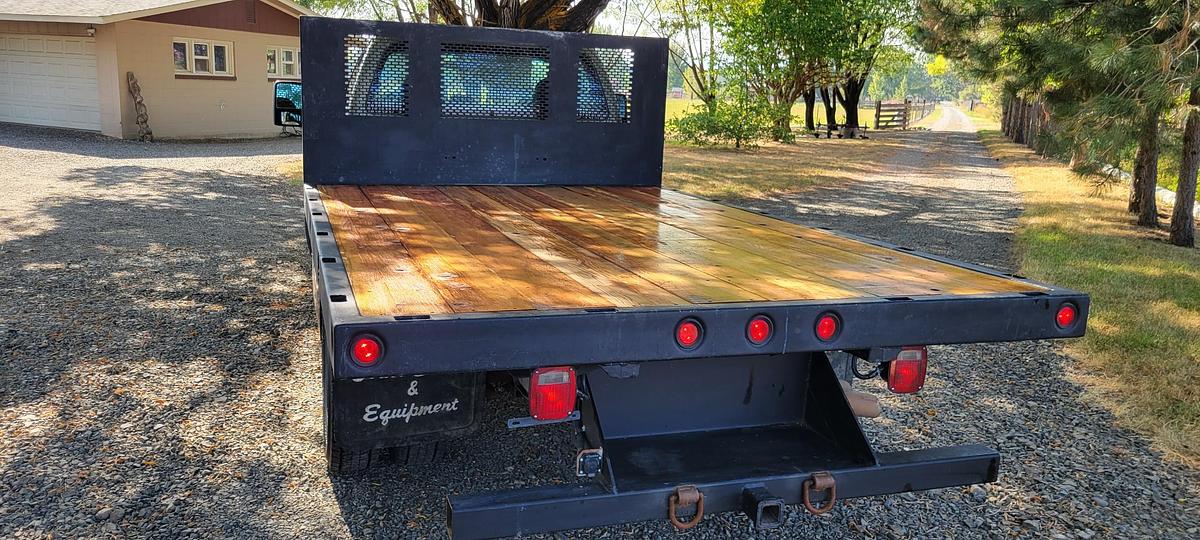 Used 2008 Ford F550 Flatbed