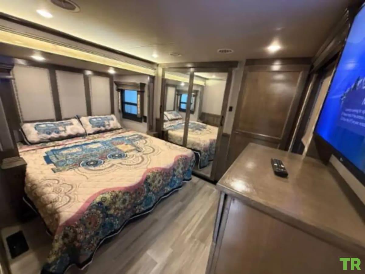 Used 2022 Vanleigh Beacon 34RLB