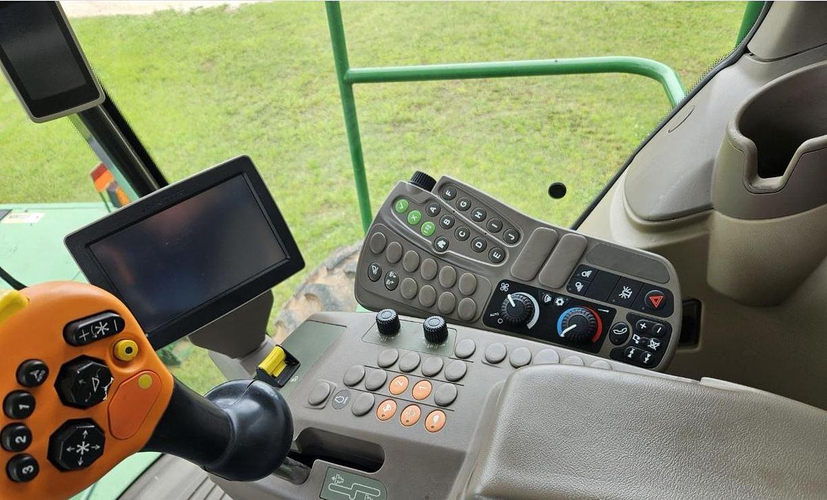 Used 2019 John Deere W235