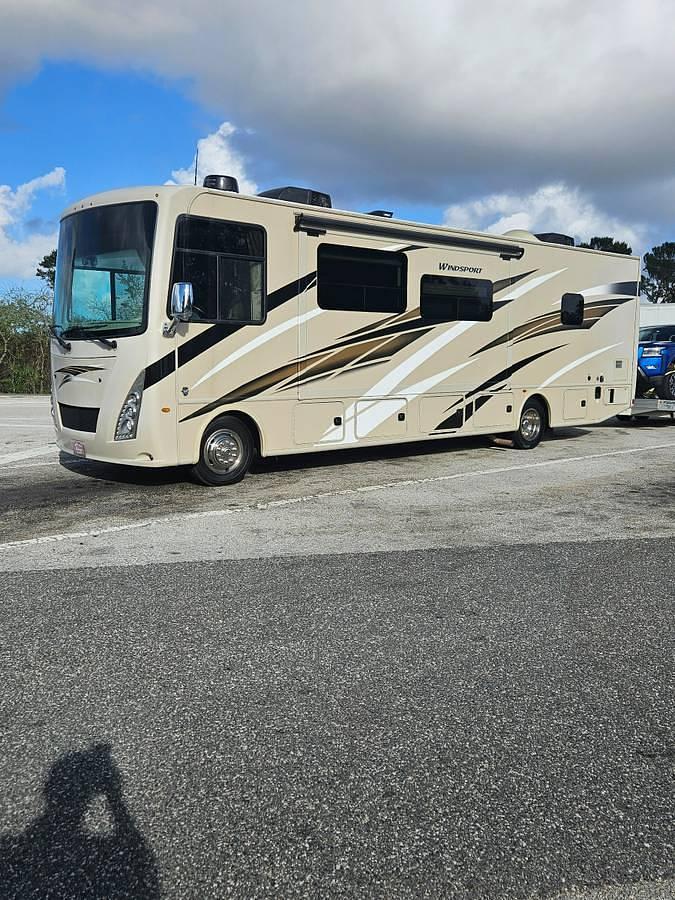 Used 2020 Thor Motor Coach Windsport 32T