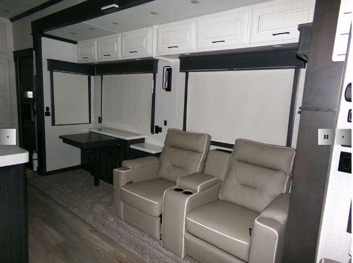 Used 2022 DRV Mobile Suites 36RSSB3