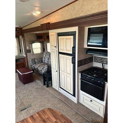 Used 2011 Heartland Greystone 32RE