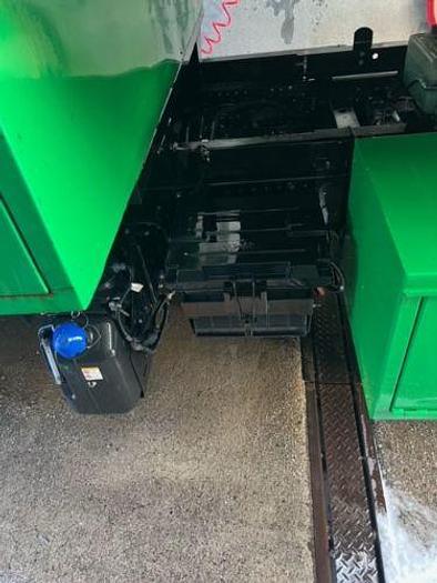 Used 2017 ISUZU NRR Junk Removal Truck