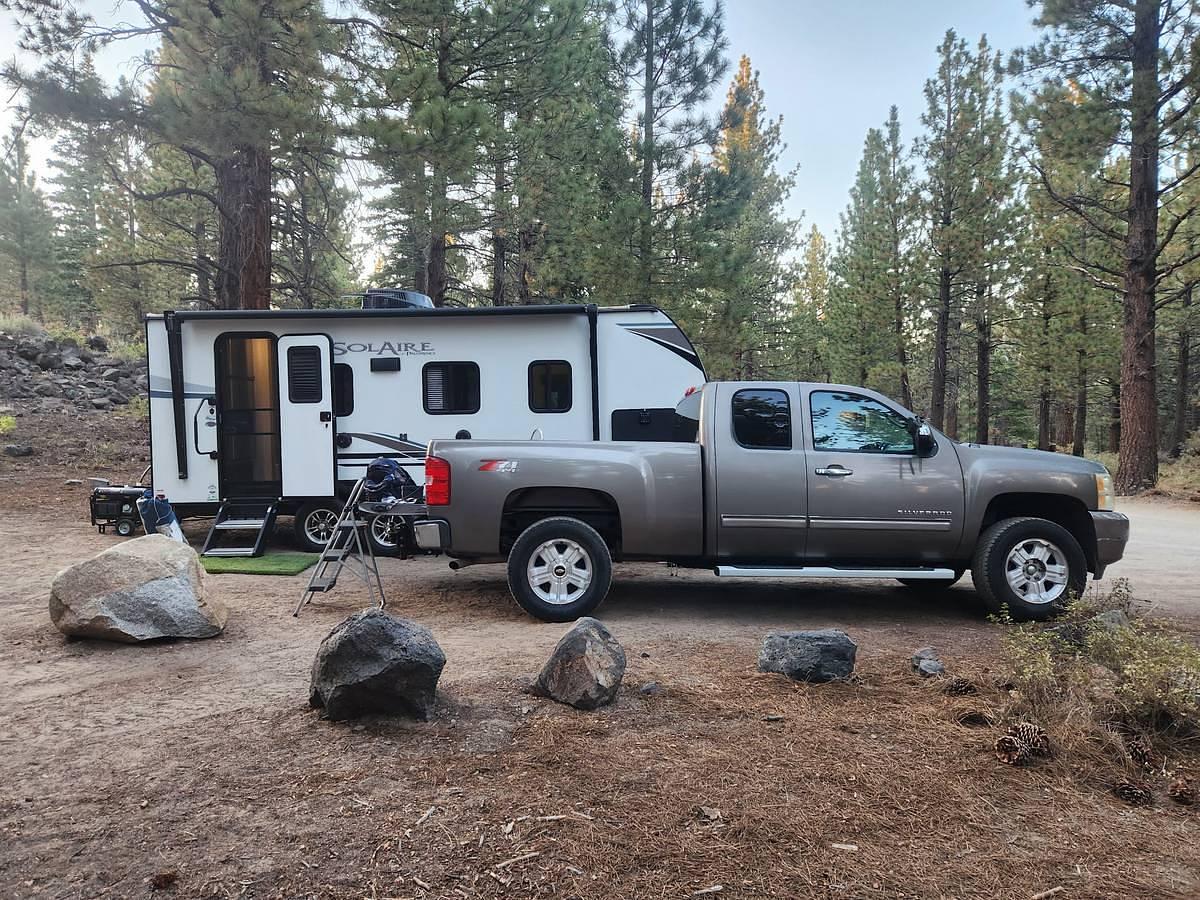 Used 2022 Palomino Solaire 24 ft 205SS