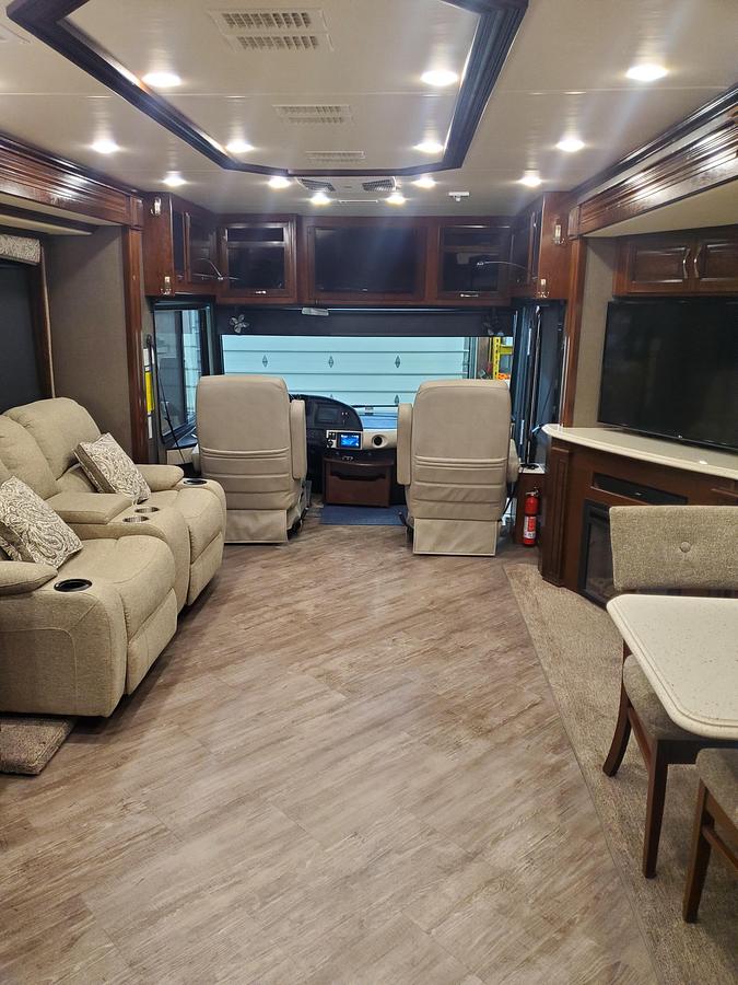 Used 2019 Fleetwood 2019 Fleetwood Pace Arrow LXE 37RClass A Motorhome
