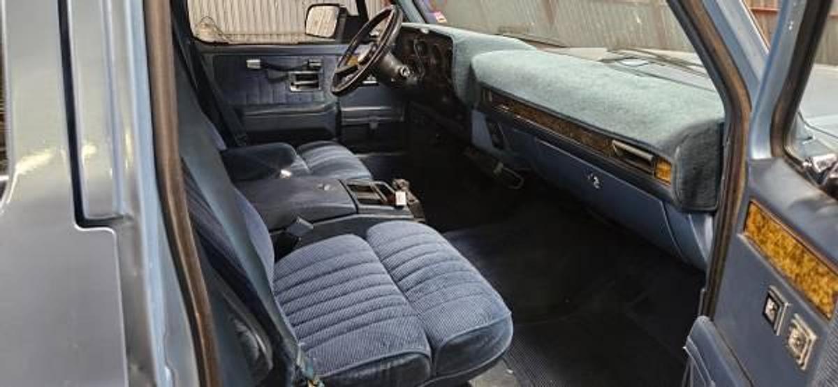 Used 1990 GMC Suburban
