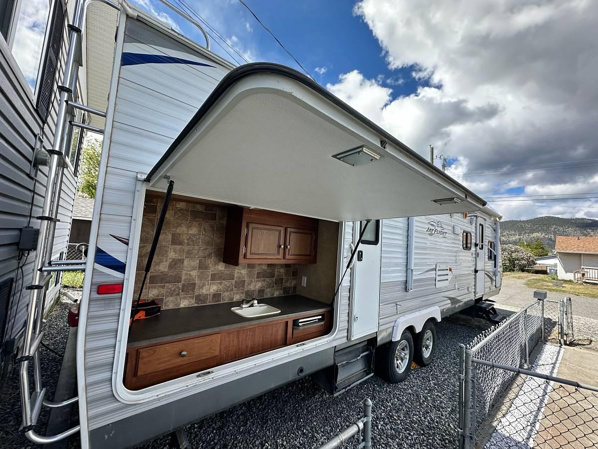 Used 2012 Jayco Jayflight 32BHDS