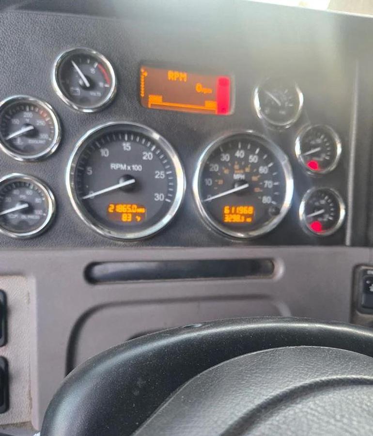 Used 2013 Peterbilt 386 Dump Truck