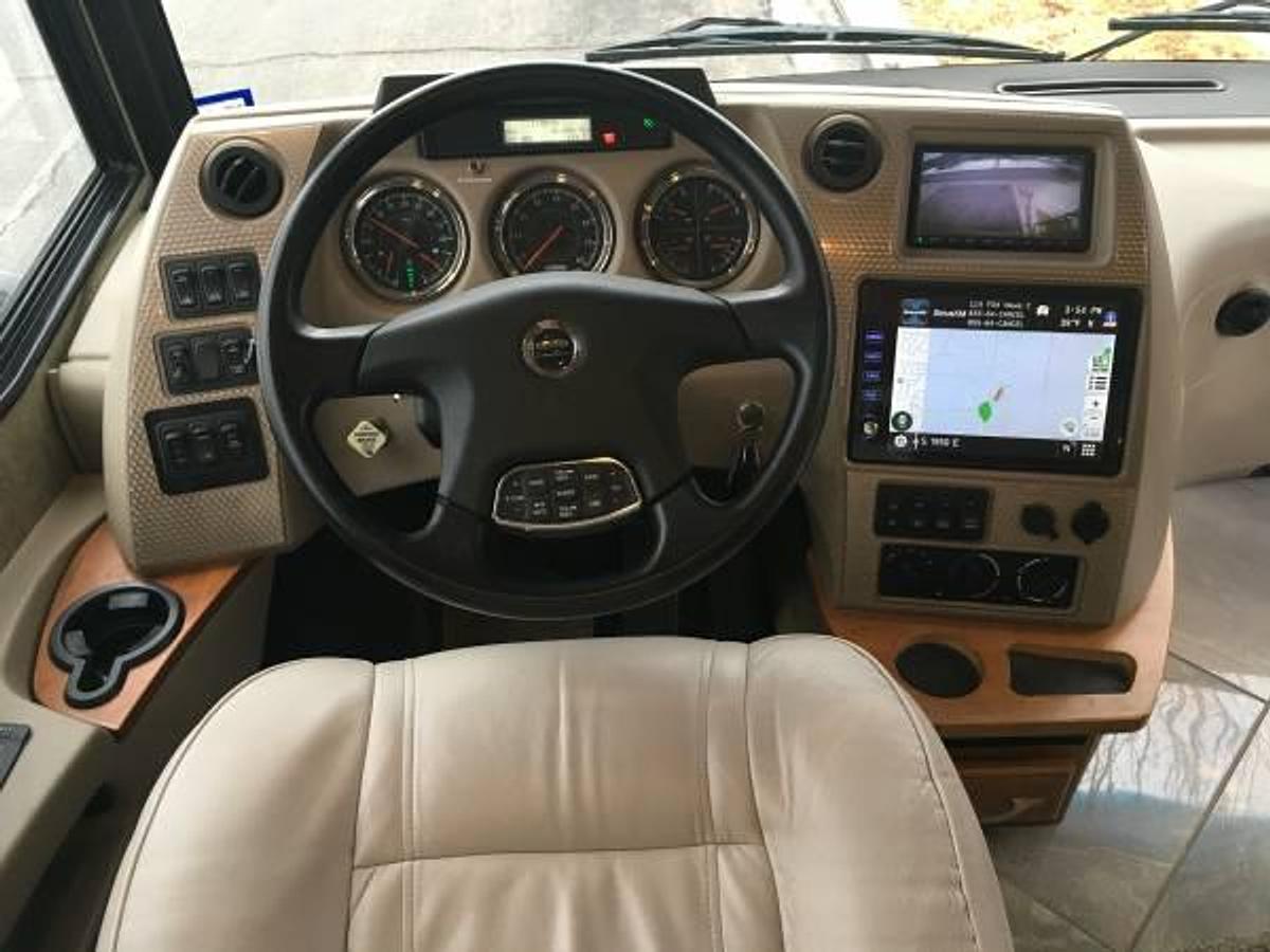 Used 2016 Winnebago Journey 40R Diesel Pusher