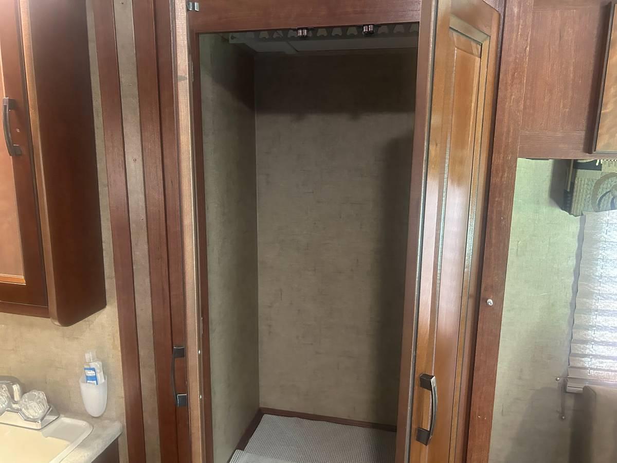 Used 2016 Forest River Sunseeker 2290S