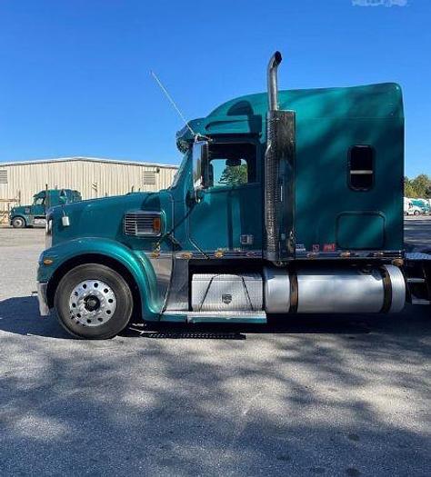 Used 2016 Freightliner CORONADO 132