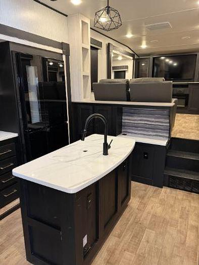 Used 2023 Cruiser RV Southfork 3710FLMB