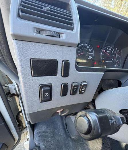 Used 2010 Mitsubishi Fuso FK260