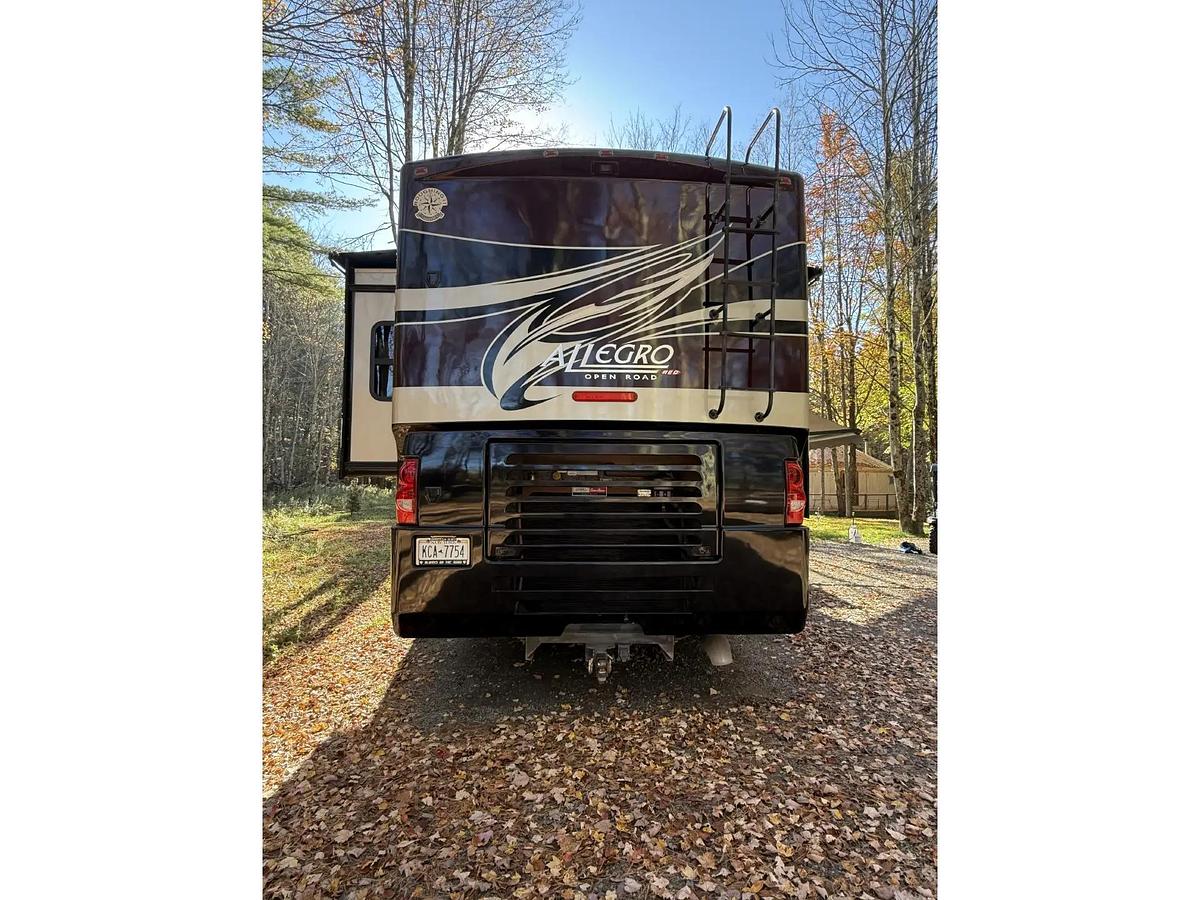 Used 2012 Tiffin Allegro Red 34QFA