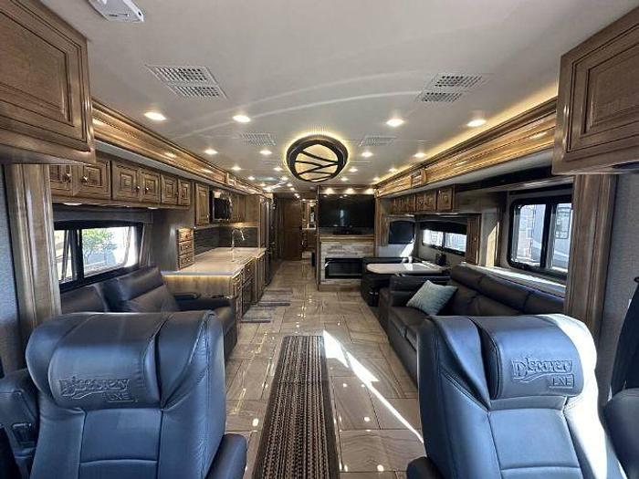 Used 2019 Fleetwood Discovery LXE 40M