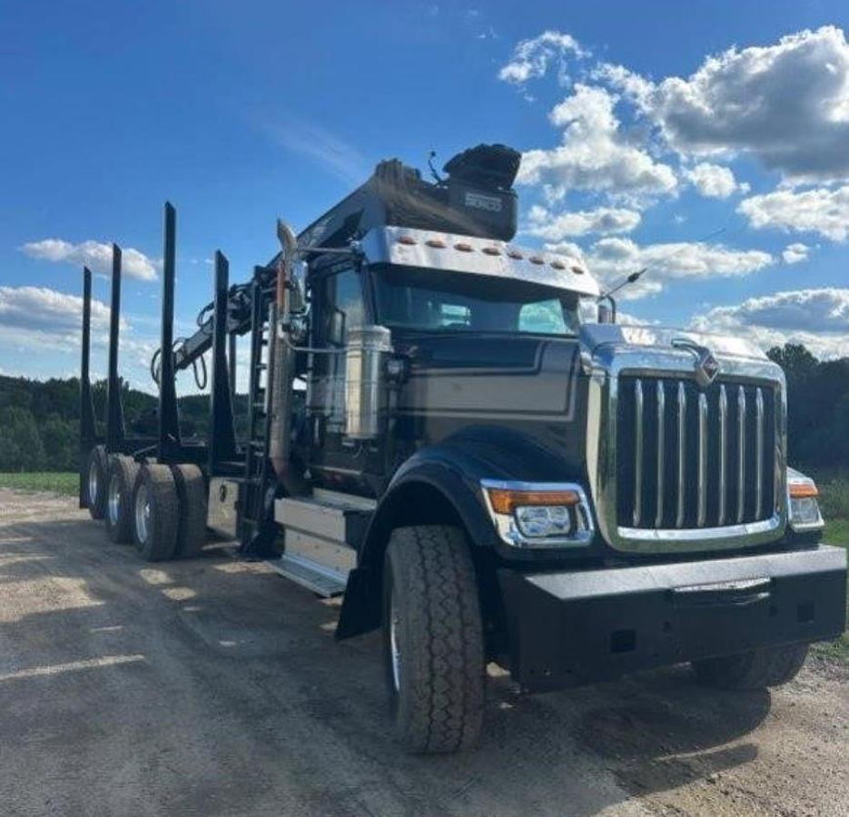 Used 2021 International HX