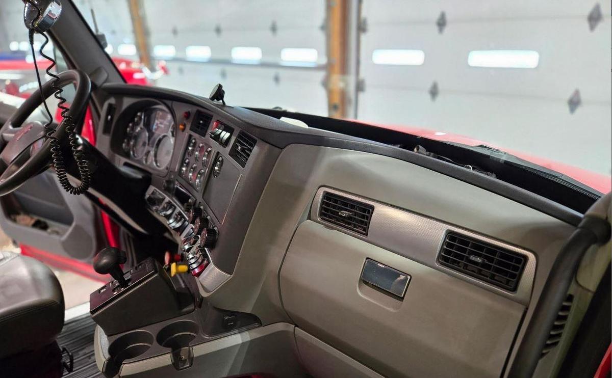 Used 2021 Kenworth T880 Tri Axle Dump Truck