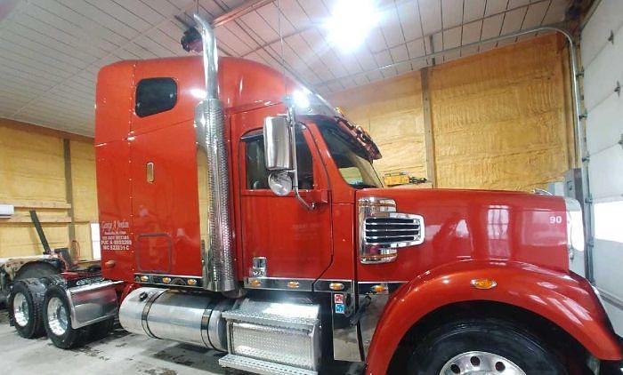 Used 2020 Freightliner 122SD