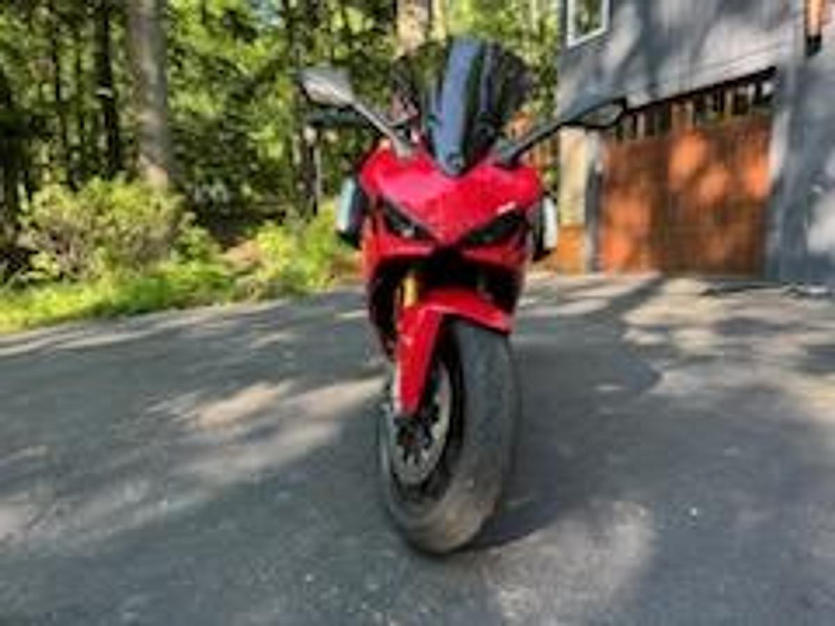 Used 2023 Ducati Supersport 950 S