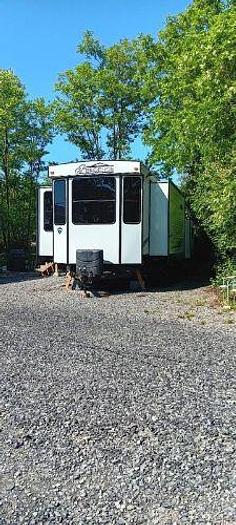 Used 2021 Keystone Residence 401LOFT