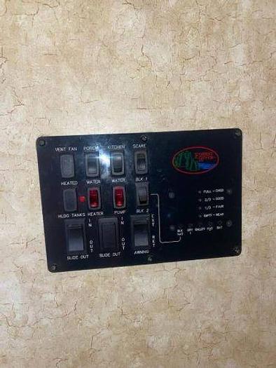 Used 2010 Forest River Sierra 35LOFT