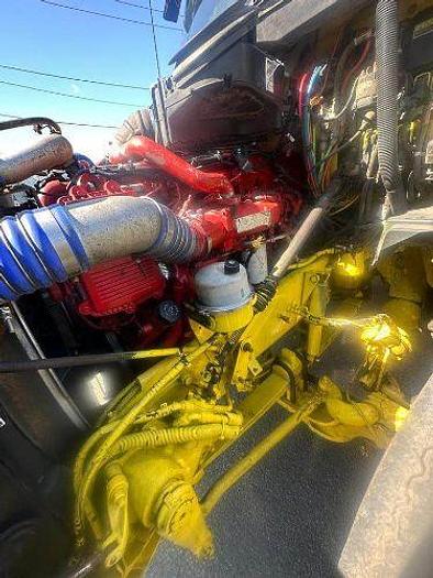 Used 2017 KENWORTH T880