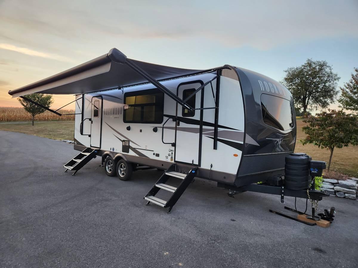 Used 2025 Forest River Rockwood Ultra Lite 2619FK Travel Trailer