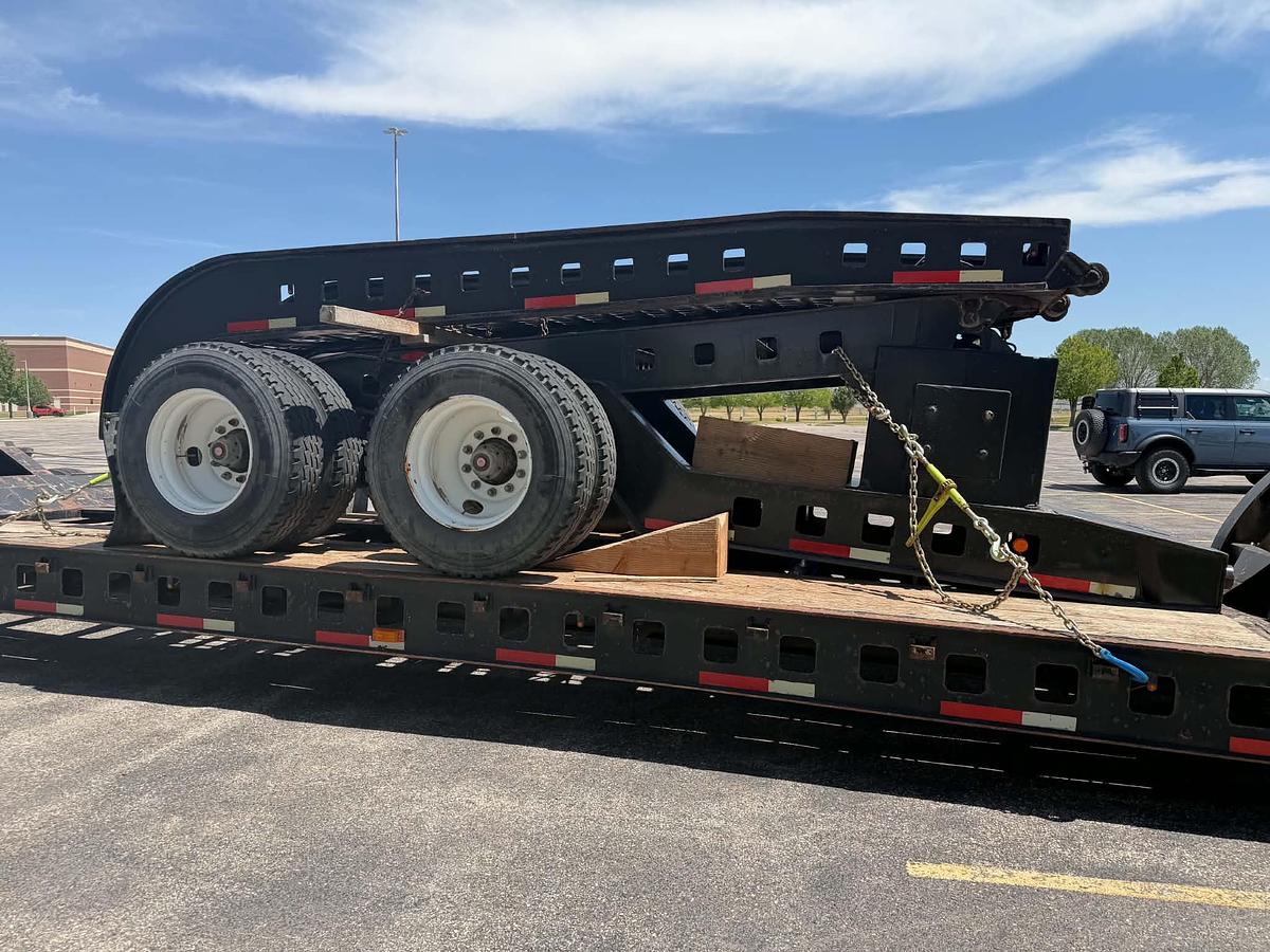 Used 2009 Freightliner Cascadia w/ 1985 Siebert 65-Ton RGN Package