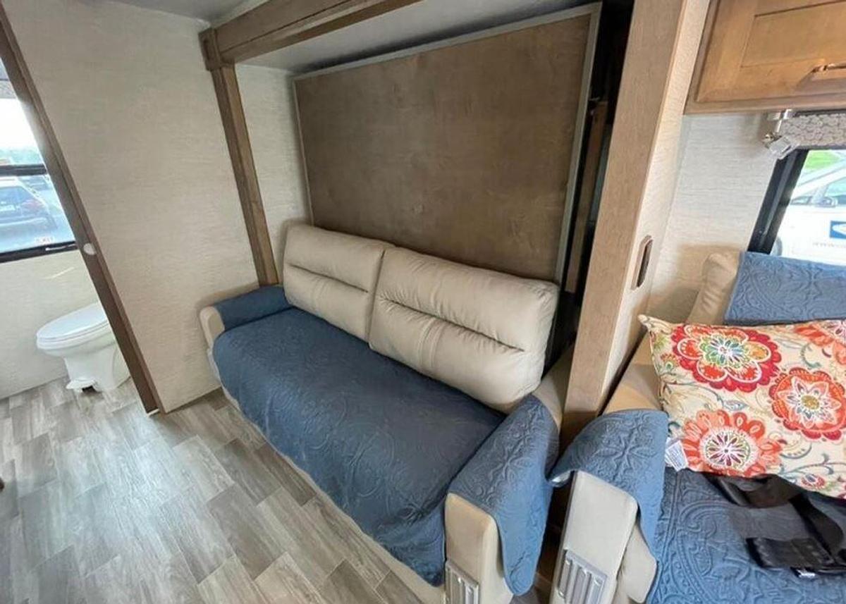 Used 2022 Tiffin Motorhomes Wayfarer 25RW Class C Motorhome