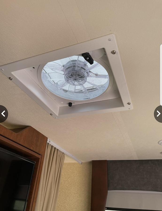 Used 2021 Lance 2295 Travel Trailer