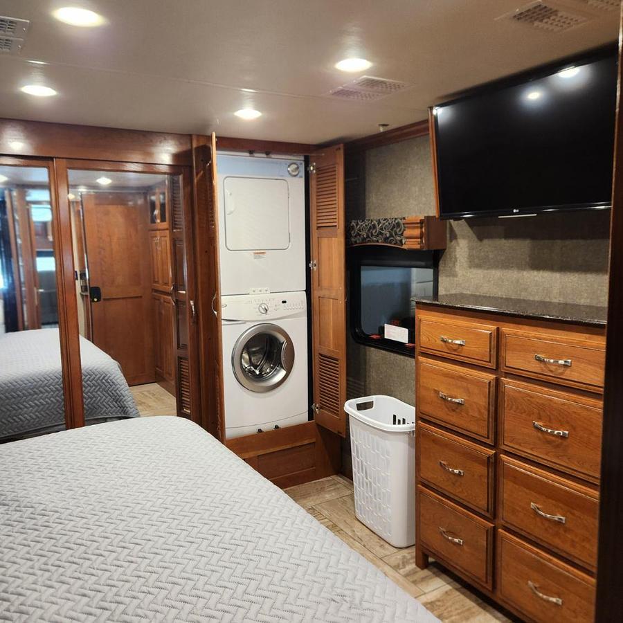 Used 2017 Fleetwood Discovery 39G