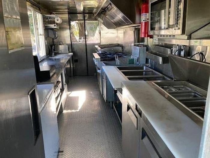 Used 2004 GMC Workhorse Food Truck