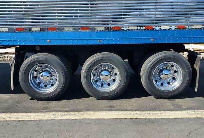 Used 1996 KENWORTH T800 and 2020 Great Dane Dry Van