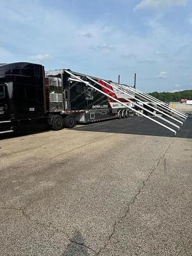 Used 2020 International LT625 2004 53' Stacker Trailer