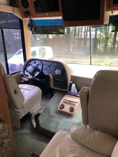 Used 2003 Georgie Boy Landau 3402DS