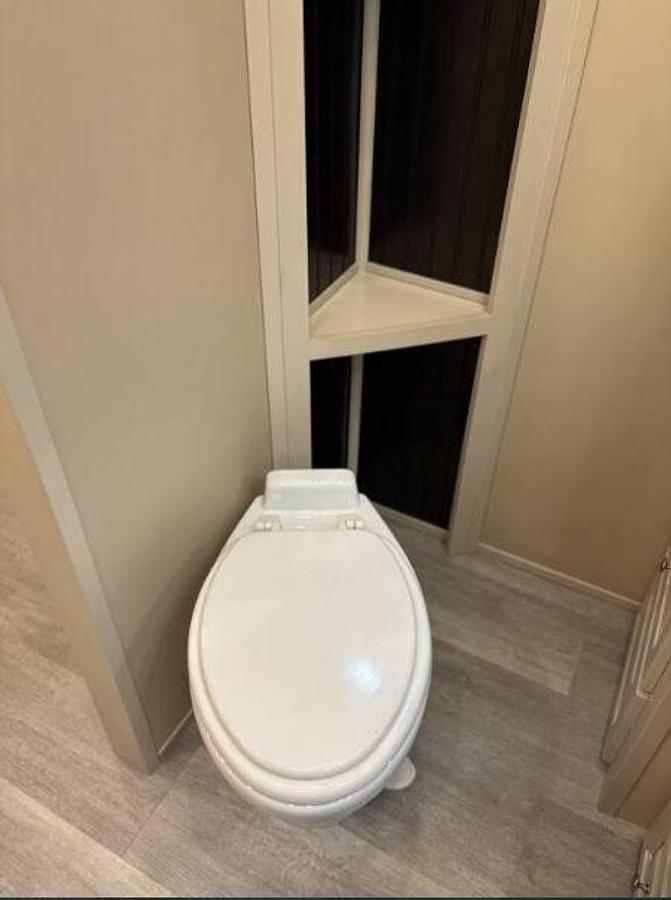 Used 2023 Luxe Elite 44FL Fifth Wheel