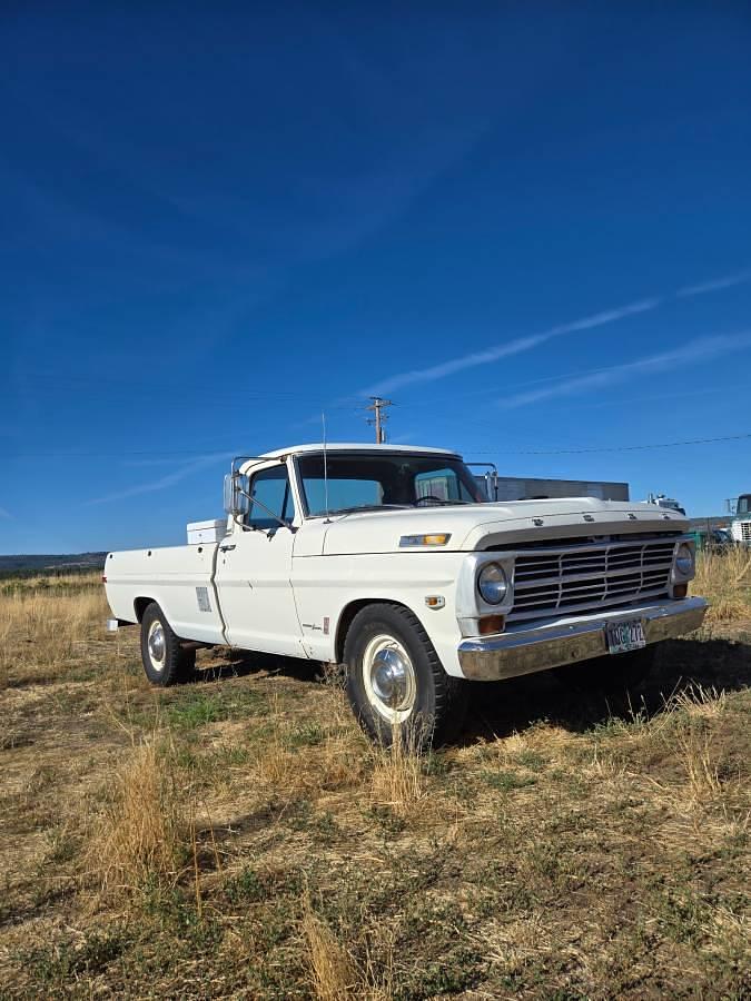 Used 1969 Ford 390 camper special