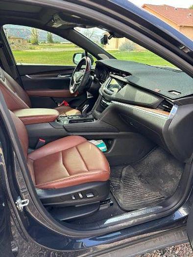 Used 2021 Cadillac XT5 FWD Premium Luxury