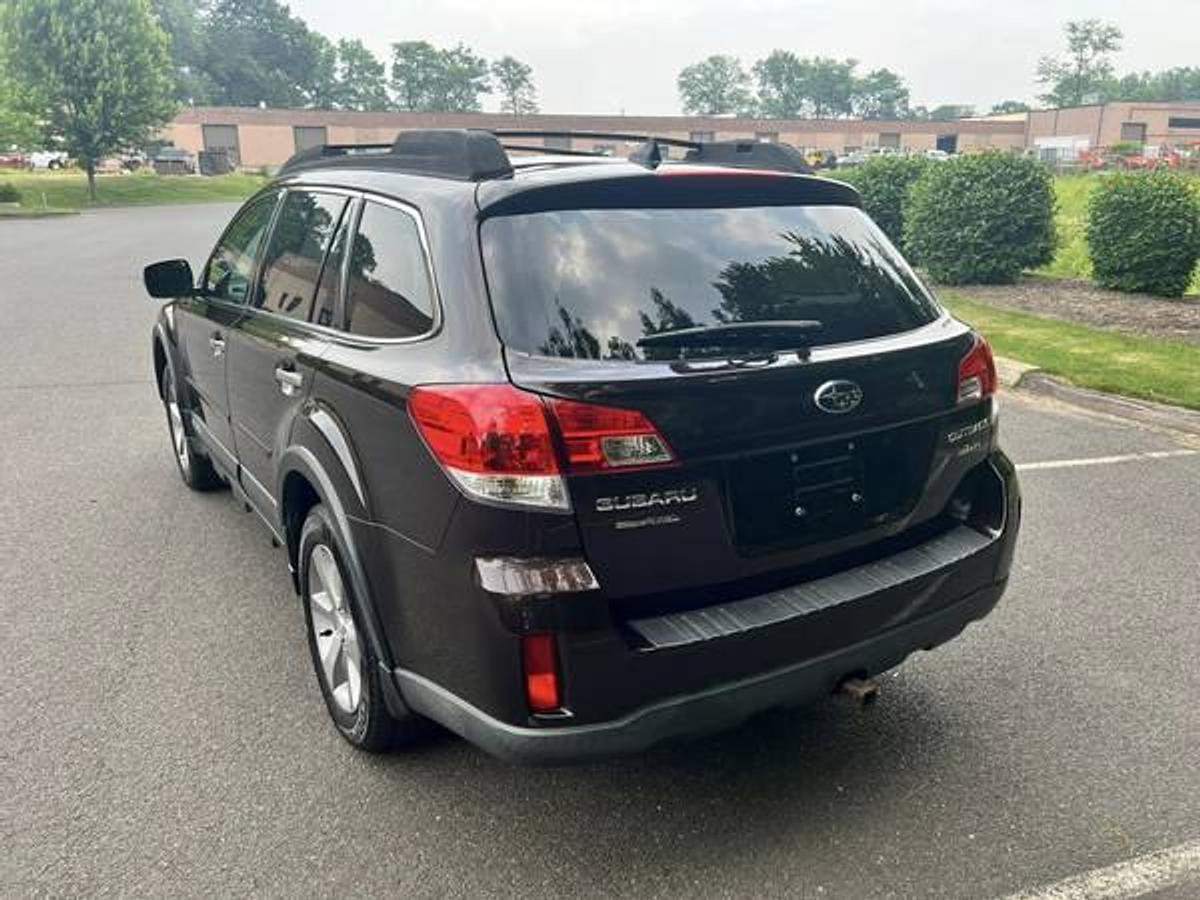 Used 2013 Subaru Outback Limited