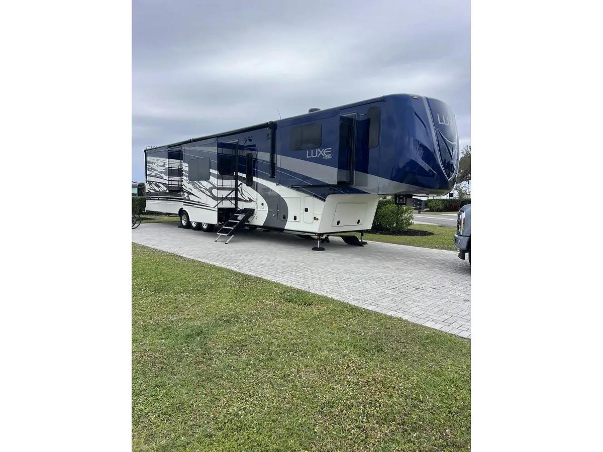 Used 2026 Luxe Regent Flb