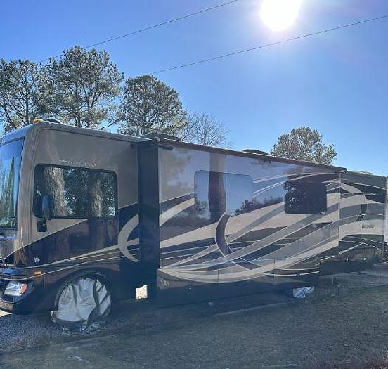 Used 2015 36' Fleetwood Bounder 35K