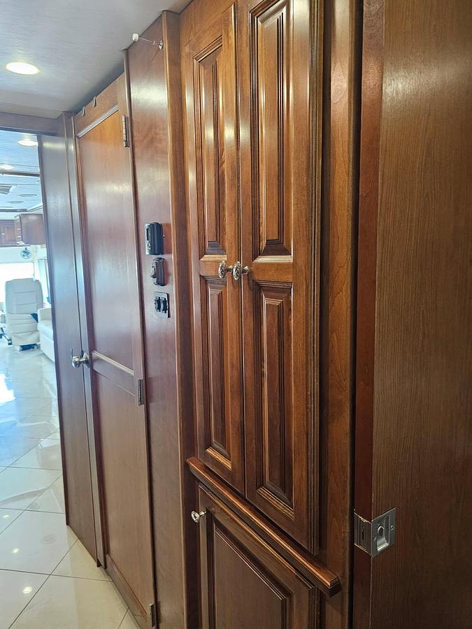 Used 2013 Tiffin Motorhomes Phaeton 40QKH